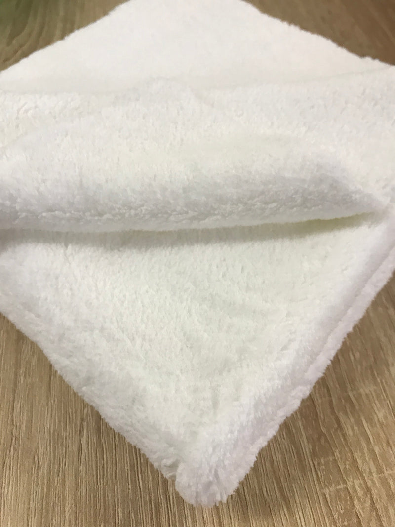 Ultra Plush Korean Microfibre Towel 550gsm Car Detailing Aquila369 Pro Range